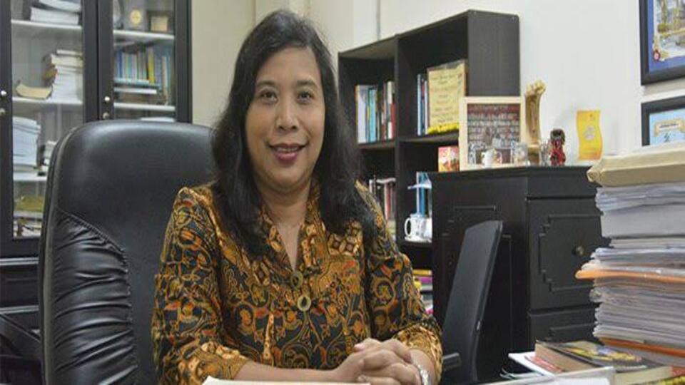 Prof Diah Ariani Arimbi